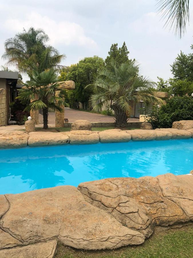 The Outlook Guest House Newcastle Ngoại thất bức ảnh